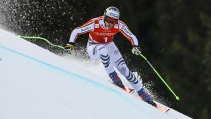 <p>Thomas Dreßen aus Deutschland fährt bei der Abfahrt auf der Kandahar auf den ersten Platz.</p>