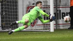 <p>In der 89. Spielminute parierte Ortwin De Wolf einen Foulelfmeter.</p>