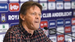 <p>Ihm fehlen beim Training gleich 14 verletzte Profis: Franky Vercauteren.</p>