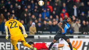 <p>Emmanuel Dennis (r.) machte ein starkes Spiel.</p>