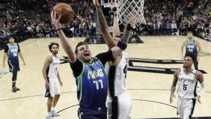 <p>Luka Doncic (vorne) in Aktion.</p>