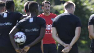 <p>Die AS Eupen (hier Cheftrainer Benat San José) ist trainingsfrei.</p>