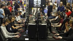 <p>Die eSportler zeigen sich solidarisch.</p>