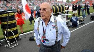 <p>Die britische Motorsportlegende Sir Stirling Moss ist tot.</p>