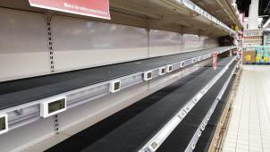 <p>„Hamsterkäufe“ haben bereits nach kurzer Zeit nach Verkündung der Ausgangssperre nachgelassen.</p>
