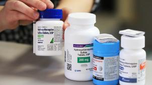 <p>Derzeit testen mehrere Experten weltweit die Wirkung des Malaria-Medikamentes Hydroxychloroquin auf das neuartige Coronavirus.</p>