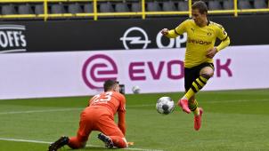 <p>Nationalspieler Thorgan Hazard (r.) trifft heute auf den SC Paderborn.</p>