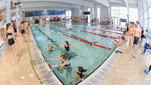 <p>Ein Bild wie Zukunftsmusik: Schwimmbäder – hier das Eupener „Lago“ – dürfen ihre Türen erst zum 1. Juli öffnen.</p>