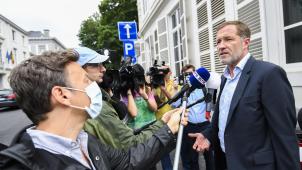 <p>Paul Magnette vor dem Treffen des „Superkern“</p>