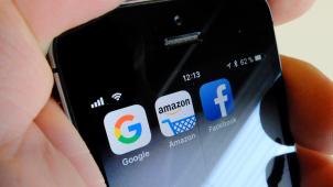 <p>Die wirtschaftliche Belastung infolge der Coronakrise könnte die Erhebung einer Digitalsteuer bei Konzernen wie Amazon, Google und Facebook beschleunigen. In Belgien könnte sie bis zu 150 Millionen Euro einbringen.</p>