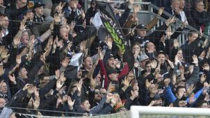 <p>So dicht gedrängt werden die Zuschauer im Kehrwegstadion zunächst nicht stehen.</p>