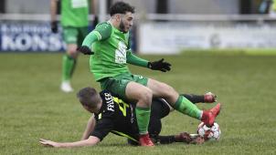 <p>Beim Fußball gehört der Kontakt mit dem Gegner dazu.</p>