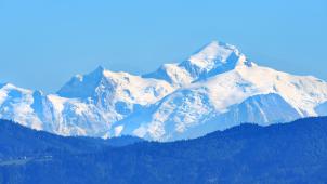 <p>Der schneebedeckte Mont Blanc in den Alpen</p>