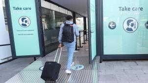 <p>Insbesondere in Grenzregionen aber auch bei Reisenden innerhalb Europas führt das derzeitige Chaos laut Arimont zu wachsender Unsicherheit.</p>