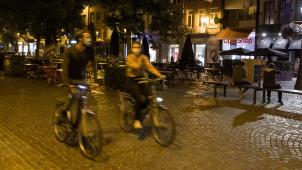 <p>In Antwerpen galt in den vergangenen Wochen eine strikte Ausgangssperre.</p>