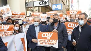 <p>Vlaams Belang: „CD&amp;V Putzlappen der Rue de la Loi?“</p>