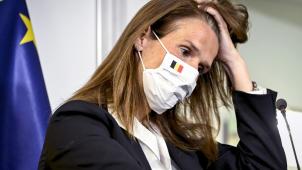 <p>Premier Wilmès: „Die Zahlen sind beunruhigend.“</p>