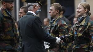 <p>Prinzessin Elisabeth erhielt das Blaue Beret aus der Hand ihres Vaters, König Philippe.</p>
