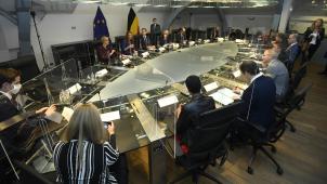 <p>Die Koalition hat die Arbeit aufgenommen.</p>