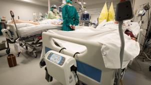 <p>In der Lütticher CHC-Klinik MontLégia wurde aus Platzgründen ein Aufwachraum in eine Covid-Station umgewandelt.</p>
