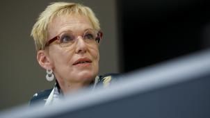 <p>Scheinbar unnachgiebig: Rentenministerin Karine Lalieux</p>
