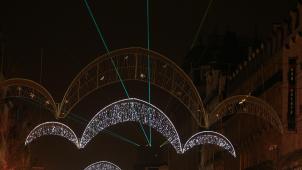<p>Lasershow statt Feuerwerk in Brüssel.</p>