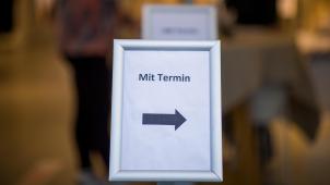 <p>Ins Geschäft nur nach Terminabsprache.</p>