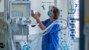 <p>2.450 Corona-Patienten werden derzeit in belgischen Krankenhäusern behandelt.</p>