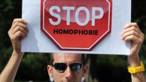 <p>Die alten Vorurteile sind noch da: Trotz einer größeren gesellschaftlichen Akzeptanz von Homo- und Bisexualität nimmt die Zahl der homo- und transfeindlichen Übergriffe weiter zu.</p>