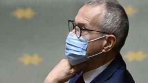 <p>Drei Wochen, schätzt Gesundheitsminister Vandenbroucke, werden die Qualitätsprobleme bei Johnson &amp; Johnson die belgische Impfkampagne zurückwerfen.</p>