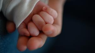 <p>Im Coronajahr 2020 kamen 113.739 Babys in Belgien zur Welt. Das sind 2,9 Prozent weniger als im Jahr zuvor.</p>