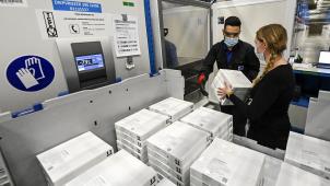 <p>Verpackungsabteilung des Pfizer-Werks in Puurs.</p>