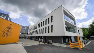 <p>Das Gebäude Z liegt direkt gegenüber der Notaufnahme.</p>