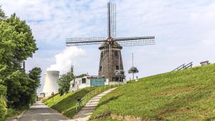 <p>Kernkraftwerk Doel: Auch die Gegner des Atomausstiegs 2025 fühlen sich durch den jüngsten UN-Klimabericht bestätigt.</p>