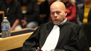 <p>Sven Mary wird nicht nach Paris reisen.</p>