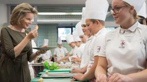 <p>Königin Mathilde hatte der Hochschule Ter Duinen im November 2019 einen Besuch abgestattet.</p>