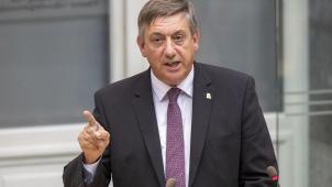<p>Flanderns Ministerpräsident Jan Jambon bei seiner „Septembererklärung“ im flämischen Parlament.</p>