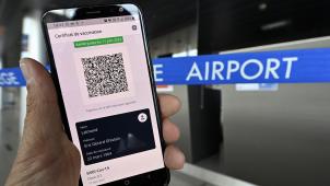 <p>Digitaler Impfweis auf einem Smartphone</p>