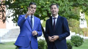 <p>War in Spanien zu Gast: Alexander De Croo – hier mit Pedro Sanchez.</p>