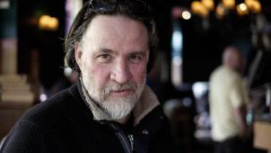 <p>Der Film „Nobody has to know“ kommt in Belgien voraussichtlich erst im Februar 2022 in die Kinos. Für die männliche Hauptrolle darin wurde Bouli Lanners in den USA ausgezeichnet.</p>