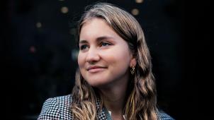 <p>Das offizielle Pressefoto zu ihrem 20. Geburtstag entstand bei einem Fotoshooting in der englischen Universitätsstadt Oxford.</p>