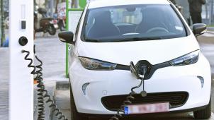 <p>Es gibt deren einfach noch zu wenig: öffentliche Ladestationen für Elektroautos.</p>