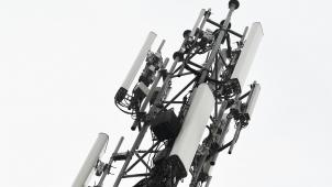 <p>Ein 5G-Mast von Telekom-Anbieter Proximus.</p>