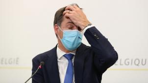 <p>Premierminister Alexander De Croo bewahrt kühlen Kopf: Er will vorerst nichts von einem vorgezogenen Konzertierungsausschuss wissen.</p>