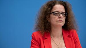 <p>EZB-Direktorin Schnabel, damals Mitglied des Sachverständigenrates zur Begutachtung der gesamtwirtschaftlichen Entwicklung: „Keine Hinweise auf unkontrollierte Inflation“.</p>