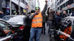 <p>Protestkundgebung der Brüsseler Uber-Fahrer am vergangenen Donnerstag.</p>