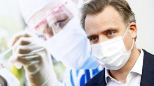 <p>Philippe De Backer: „Trägheit bei der Entscheidungsfindung hat Menschenleben gekostet.“</p>