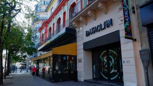 <p>Am 13. November 2015 starben in dem Pariser Konzertsaal Bataclan 89 Menschen im Kugelhagel von dschihadistischen Terroristen.</p>