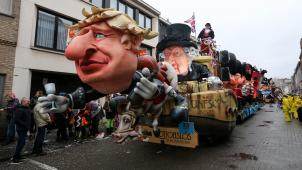 <p>Ein Schnappschuss aus dem Jahr 2020 - vor dem Ausbruch der Corona-Krise: Der Karneval von Aalst (auch als Aalst Carnival bekannt) ist eine jährliche dreitägige Veranstaltung in der Stadt Aalst.</p>