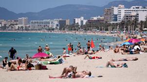 <p>Bei einer europäischen Umfrage gaben 21 Prozent der befragten Belgier an, in diesem Jahr in die Sonne fahren zu wollen. Bei den Reisezielen steht Spanien hoch im Kurs.</p>